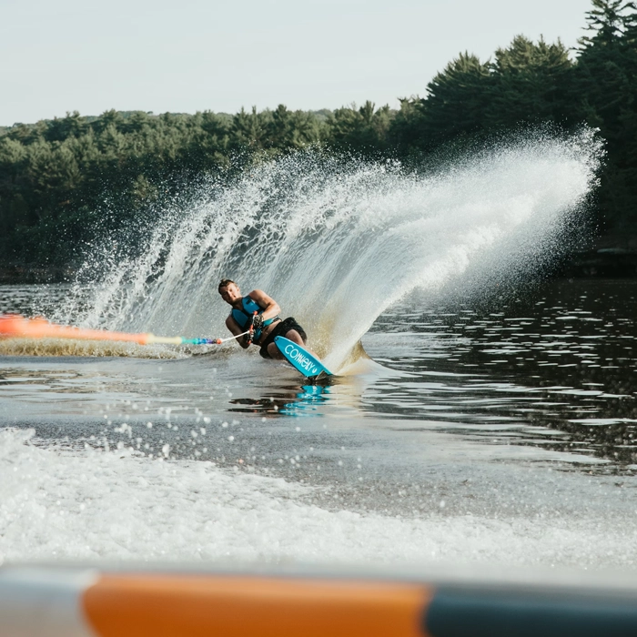 Jazda na vodných lyžiach